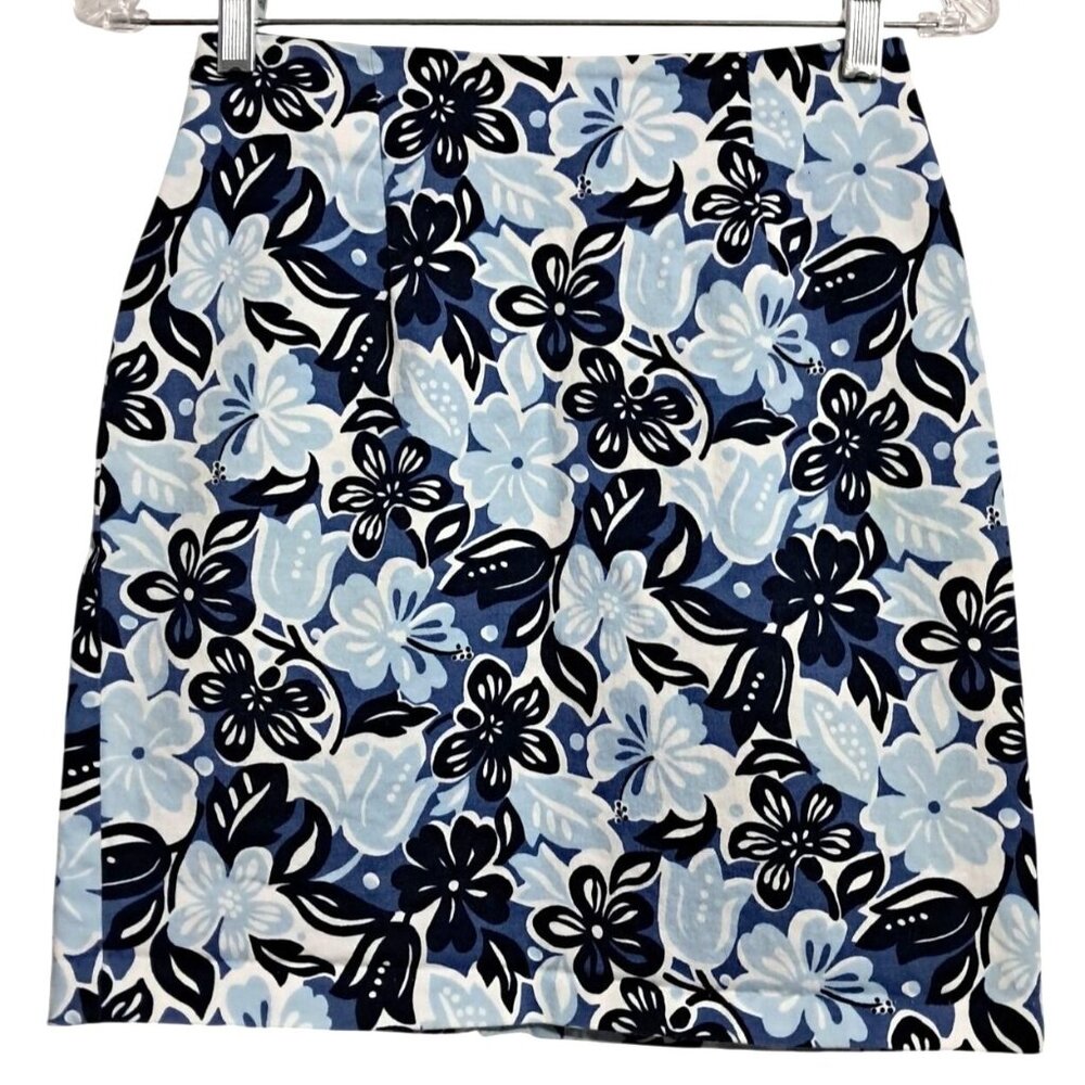 Briggs Floral Mini Skirt Womens Size 6 Navy & Light Blue Cotton Blend Straight S